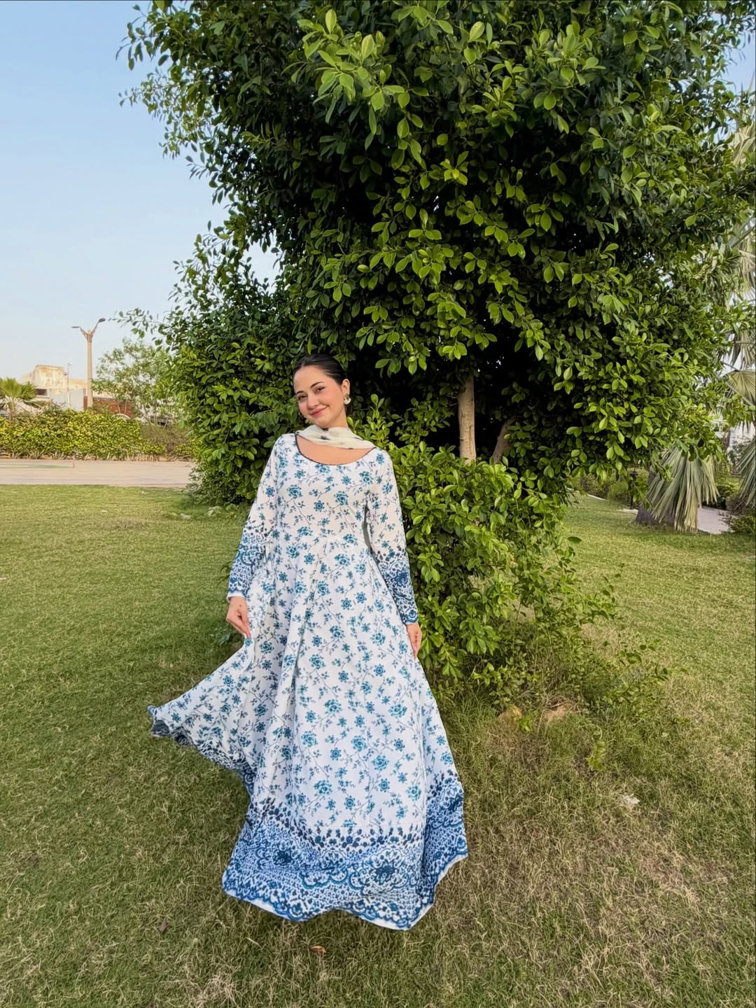 Bold Jasmine
