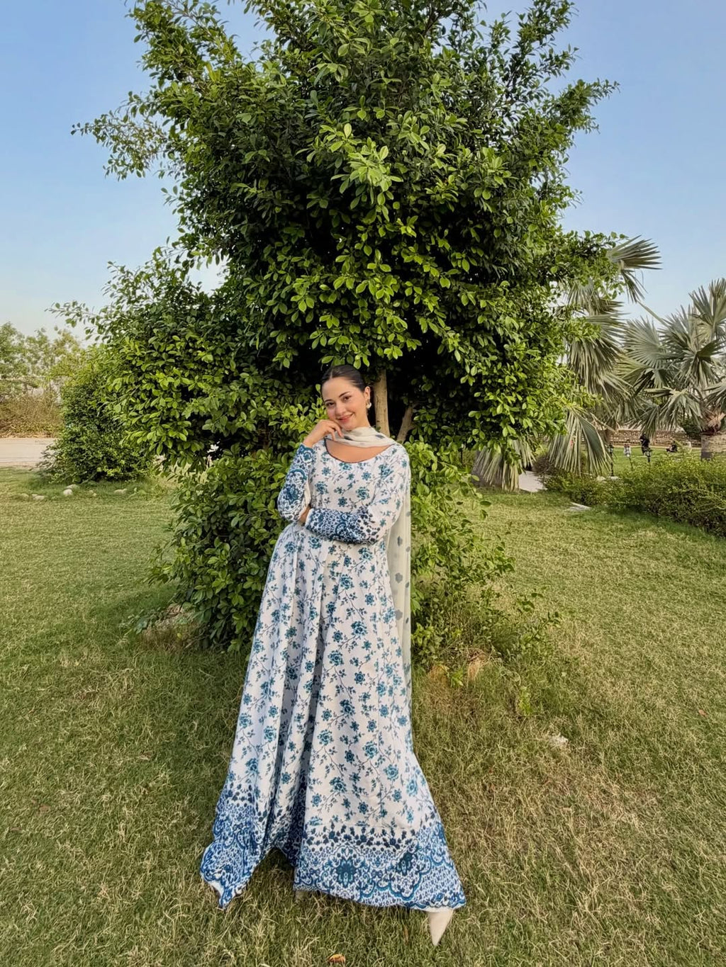 Bold Jasmine